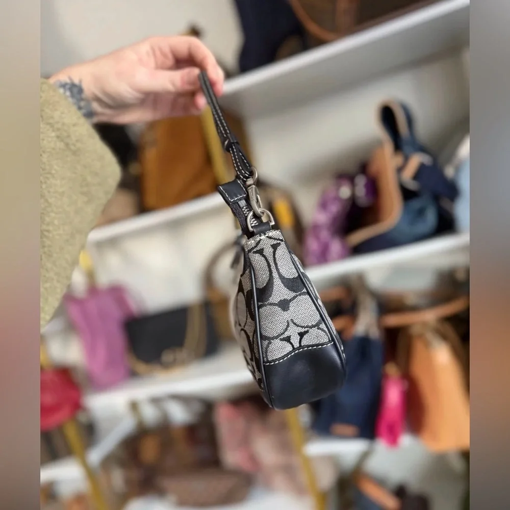 Coach 6094 Y2k signature Demi pouch bag w/ dust bag